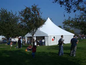 grand chapiteau en structure aluminium avec toit pagode : Tentes et chapiteaux : Tentes sur mesure