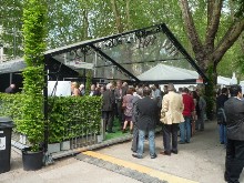 structure aluminium avec dentelles d�coratives: 